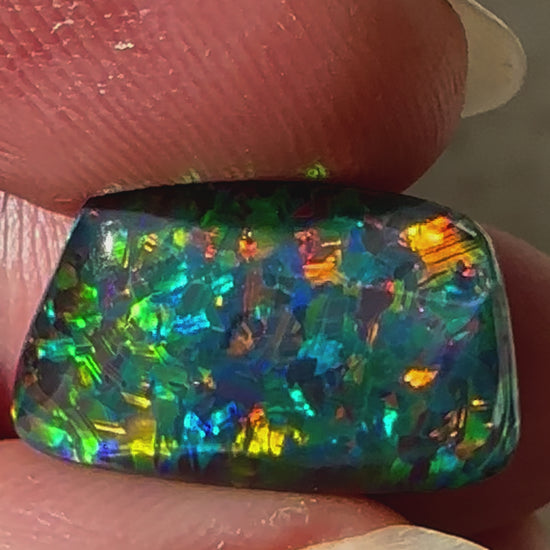 Australian Super Gem Opal Triplet 11x9mm 8.78 cts