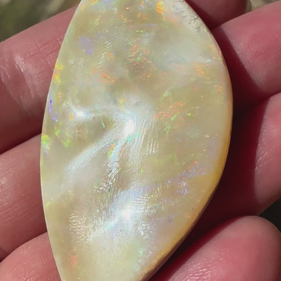 Huge Australian Mintabie Opal 85 cts