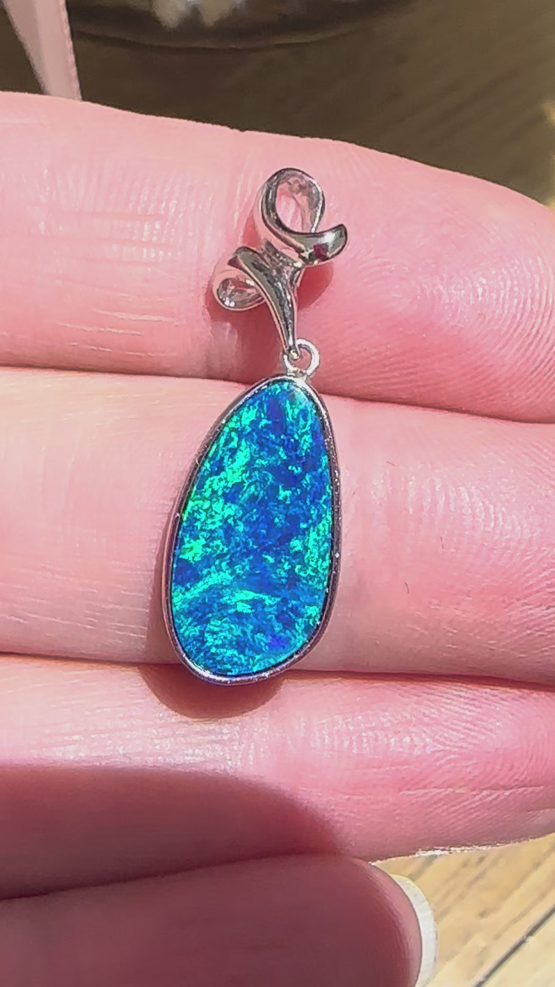 Brilliant Australian sterling silver opal pendant