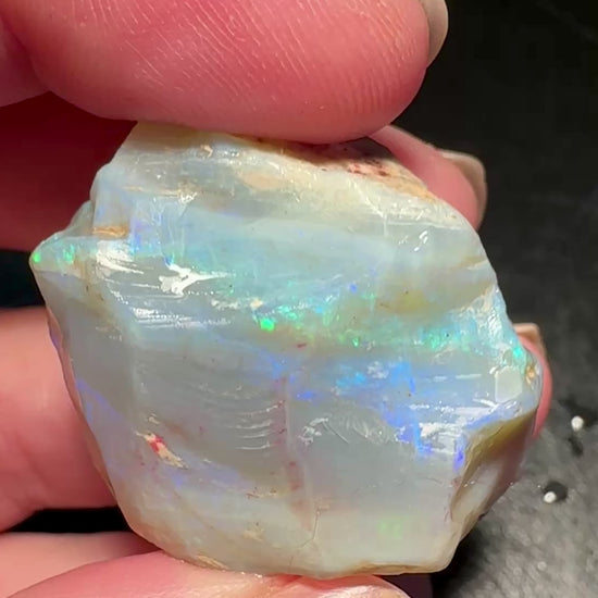 Opal Essence Australian Lambina Rough Grey Base opal multicolored Unset 