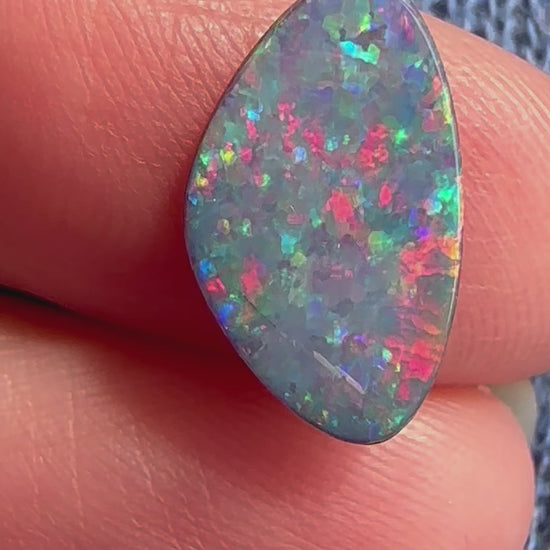 Natural Australian Opal doublet 2.75 cts