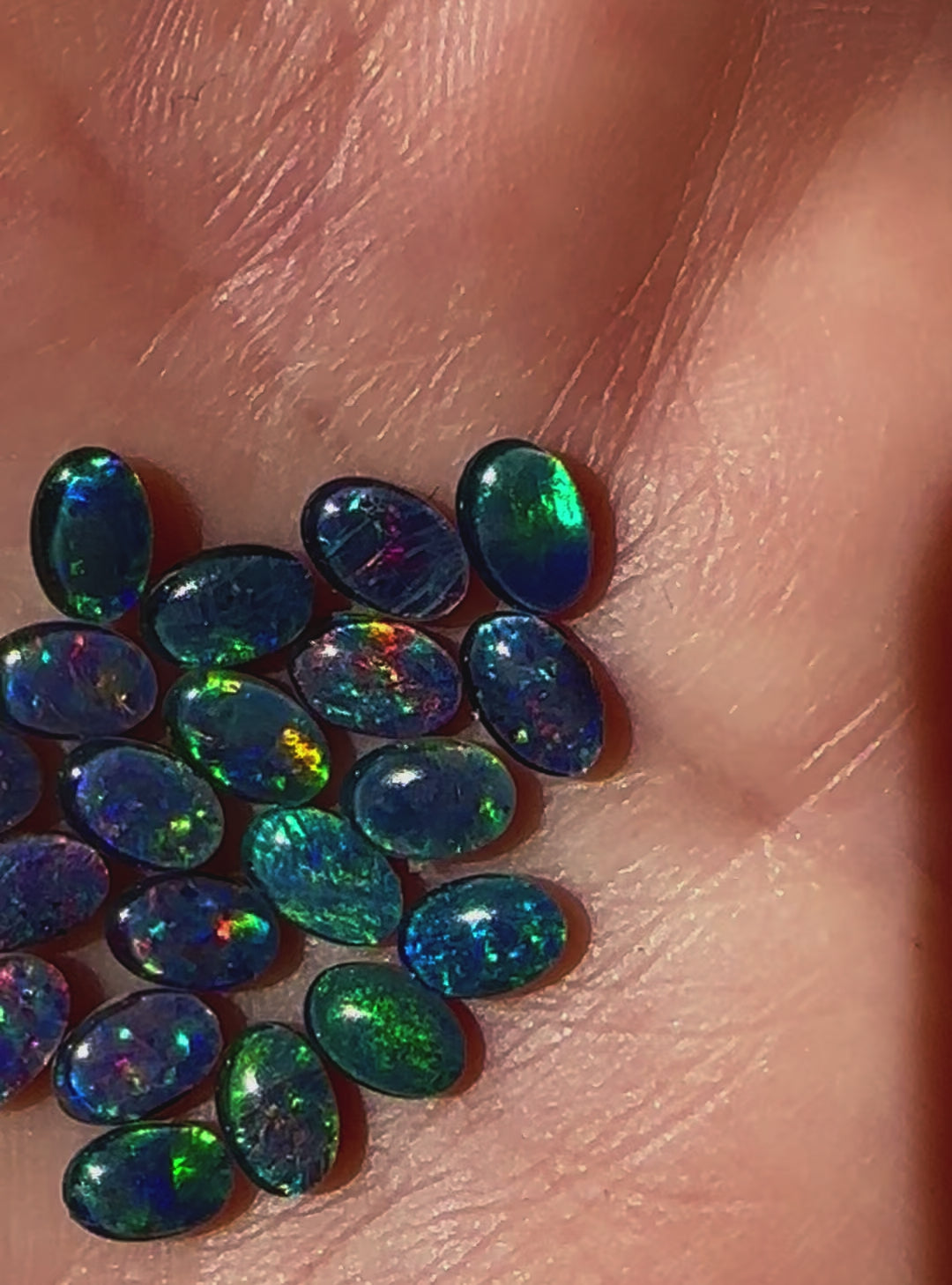 Australian Gem opal triplets 6x4 mm 