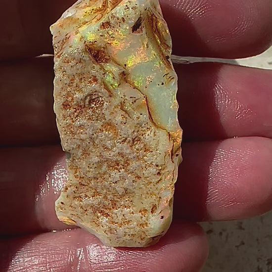 Australian Crystal rough uncut opal 