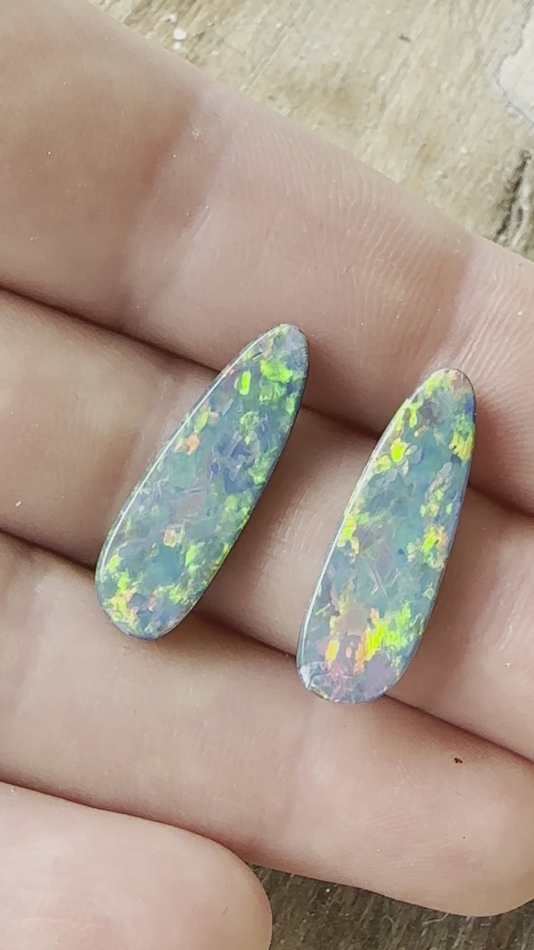 Brilliant matching opal doublets