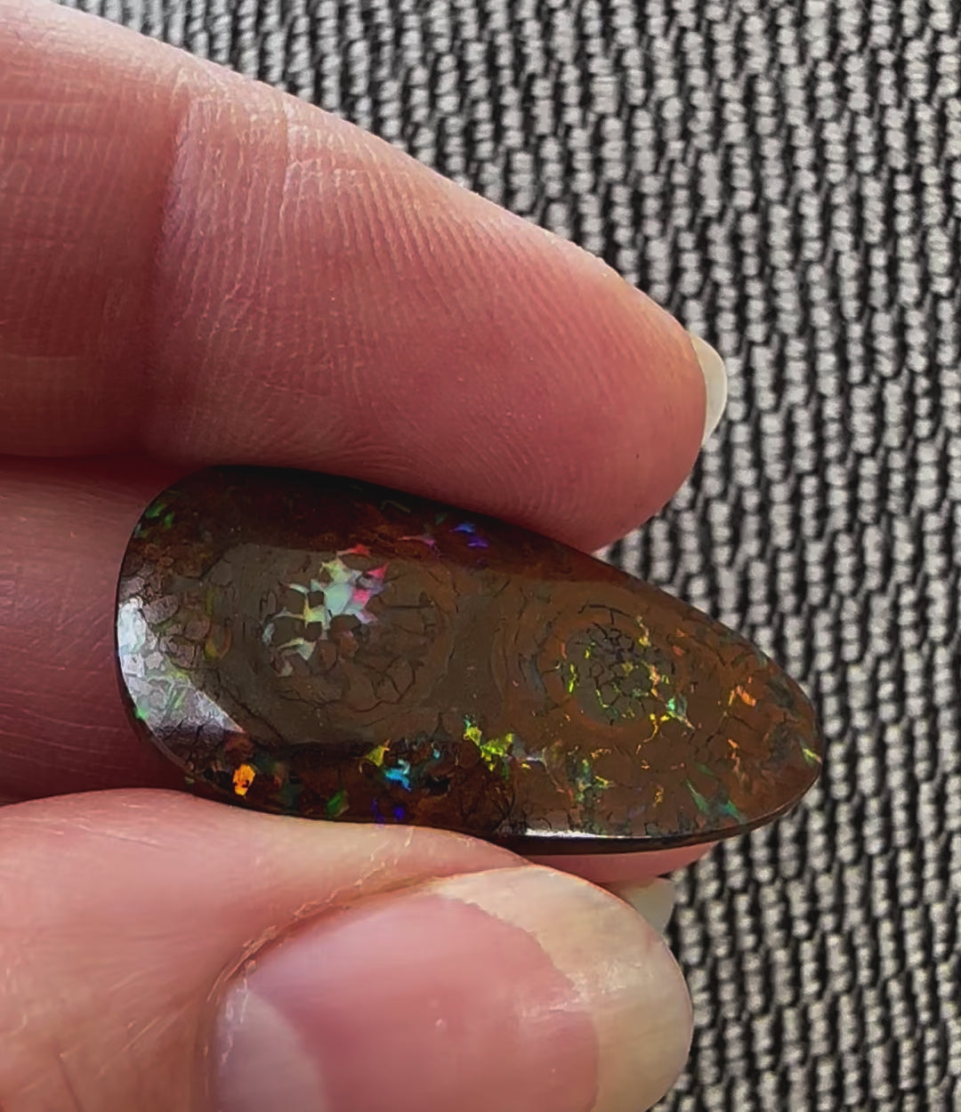 Triangular Queensland Boulder matrix opal 22 cts