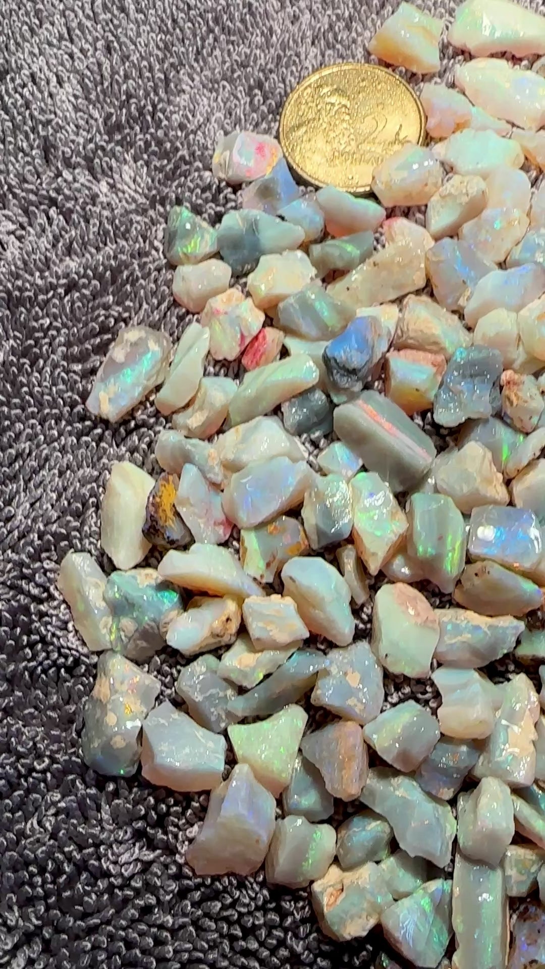 Opal Essence Australian Lambina Multicolored Crystal Opal Small Stone parcel 93.3 grams 