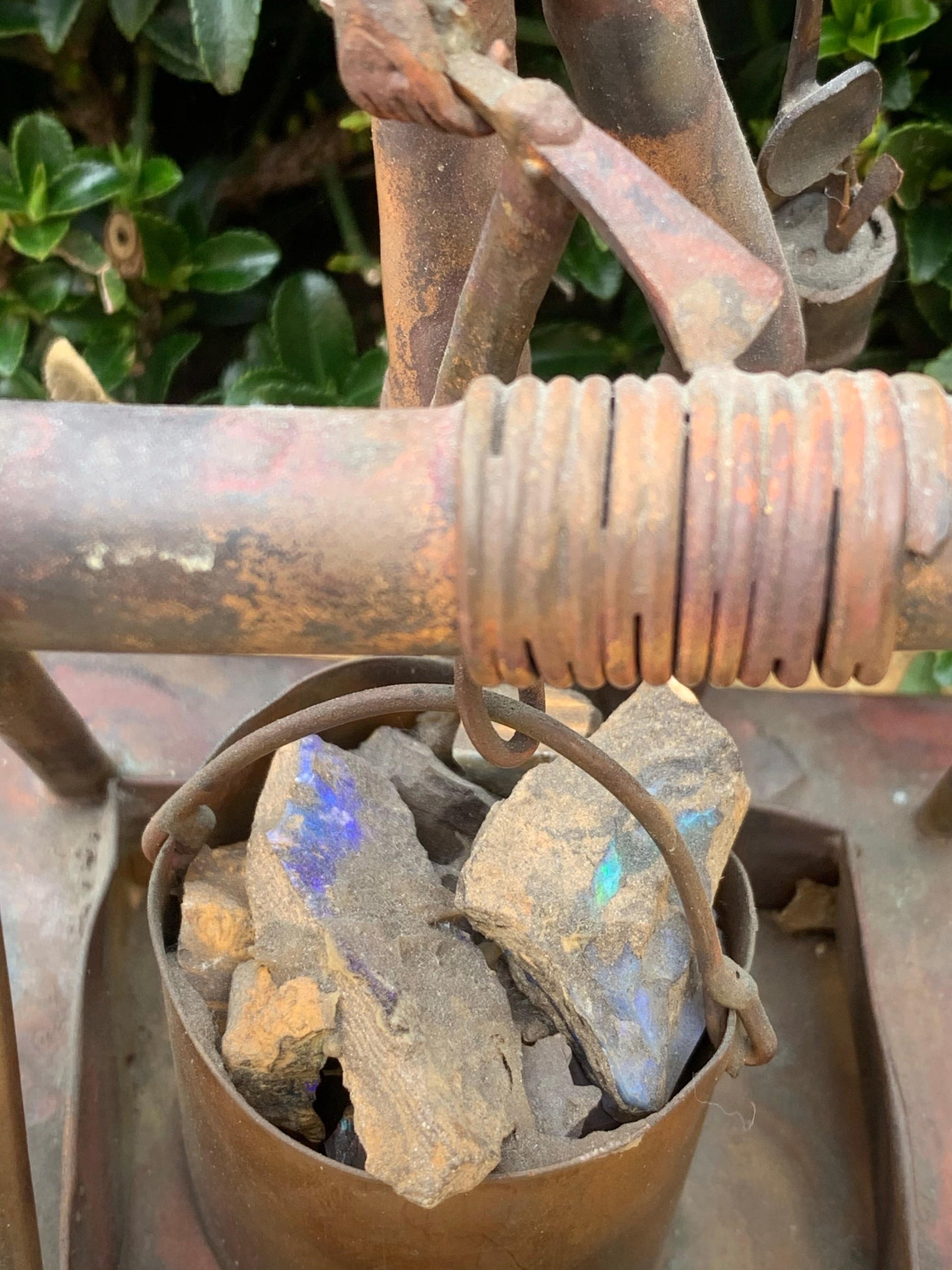 Opal miner scene ‘Mine shaft’ Sculpture - Opal Essence Wholesalers 